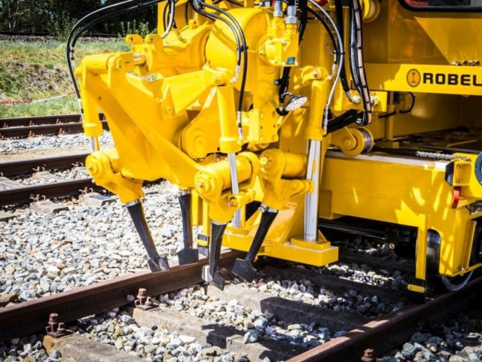 Шпалоподбивочная самоходная машина Robel Romitamp 2.0