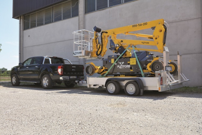 Самоходный подъемник на гусеничном и железнодорожном ходу Platform Basket RR9/200 (Италия)