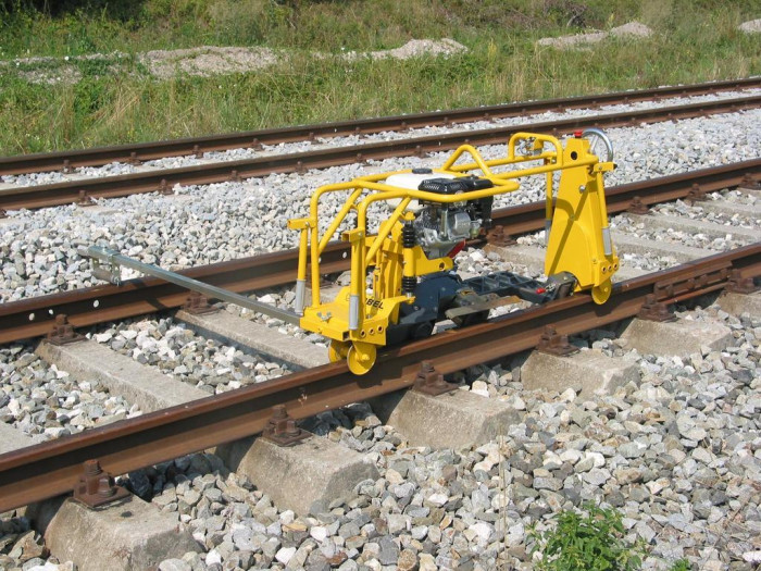 Рельсошлифовальный станок Robel 13.48