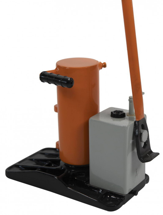 Домкрат путевой гидравлический ДПГ-18