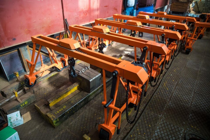 Кран ручной козловой КР-2М