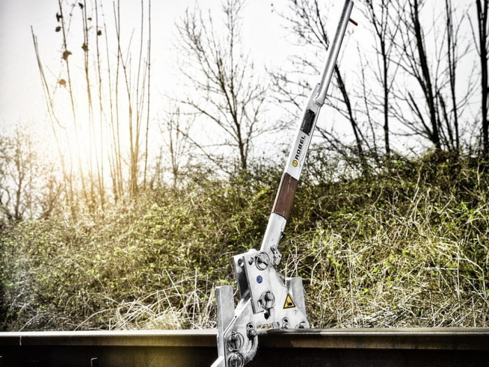 Рельсоподъемник Robel 40.05