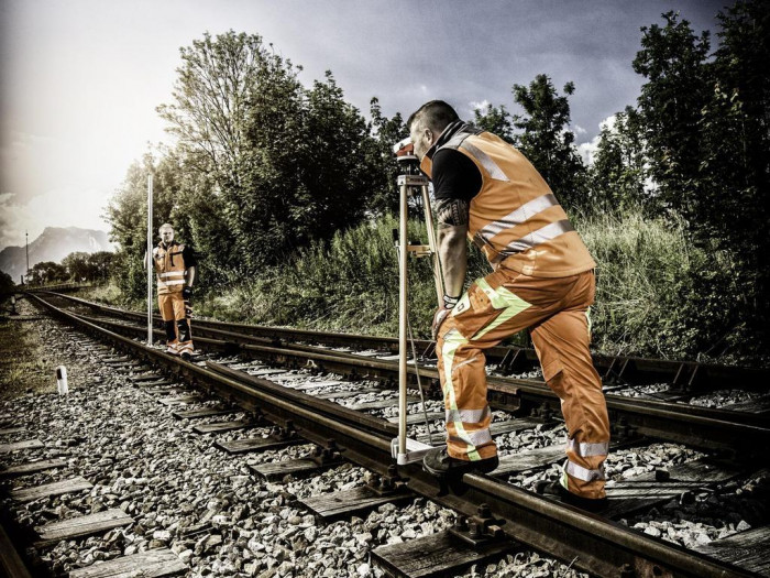 Нивелир с визирным устройством Robel 82.07